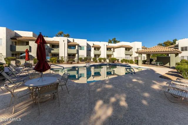 $324,990 | 1825 West Ray Road, Unit 1071, Chandler, AZ 85224