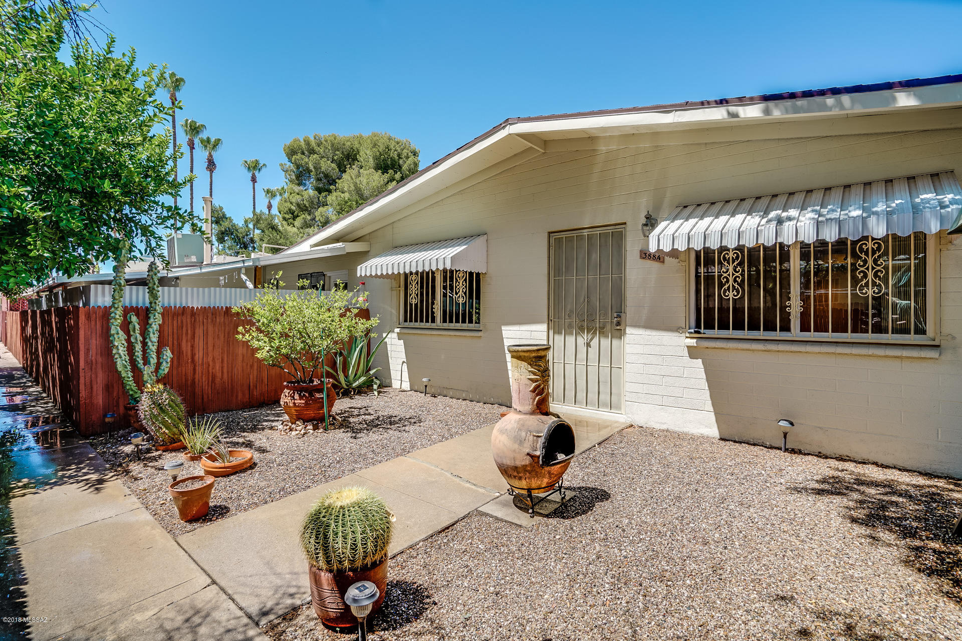388 North Silverbell Road Tucson, AZ 85745 - Photo 1 of 29 Gallery Image 1
