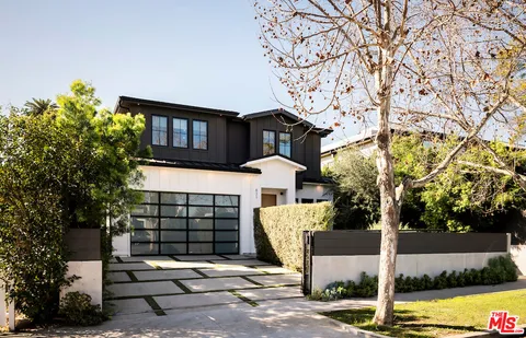 $3,750,000 | 831 North Spaulding Avenue, Los Angeles, CA 90046