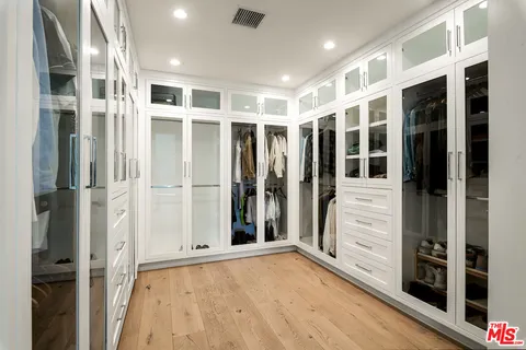 $3,750,000 | 831 North Spaulding Avenue, Los Angeles, CA 90046