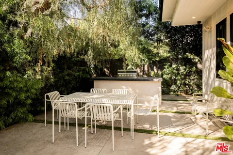 $3,750,000 | 831 North Spaulding Avenue, Los Angeles, CA 90046