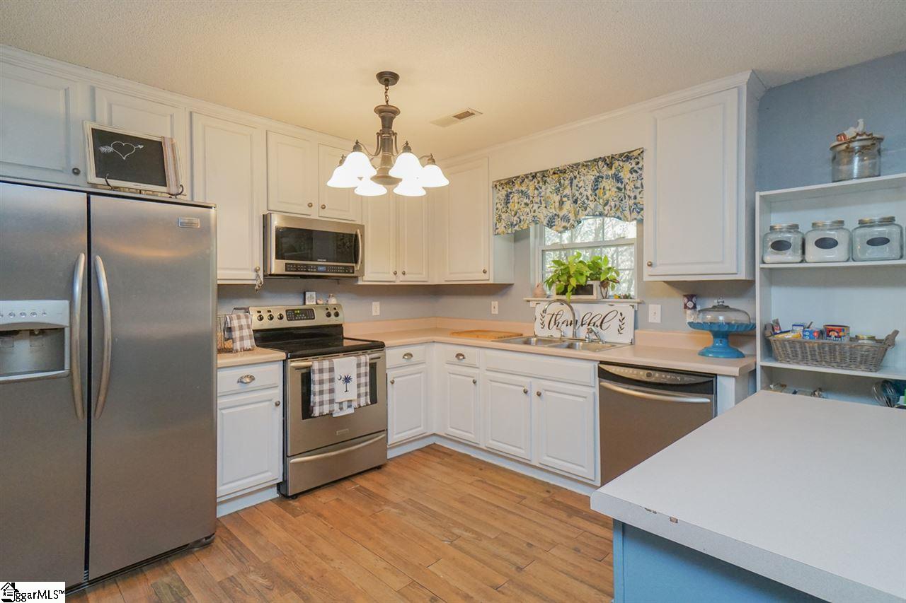 408 Ballard Road Pelzer, SC 29669 - Photo 12 of 22