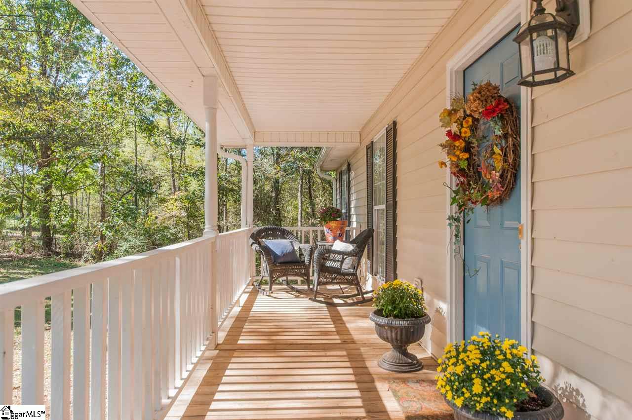 408 Ballard Road Pelzer, SC 29669 - Photo 5 of 22