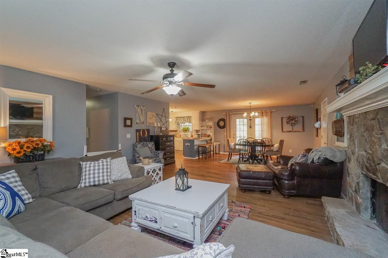 408 Ballard Road Pelzer, SC 29669 - Photo 8 of 22