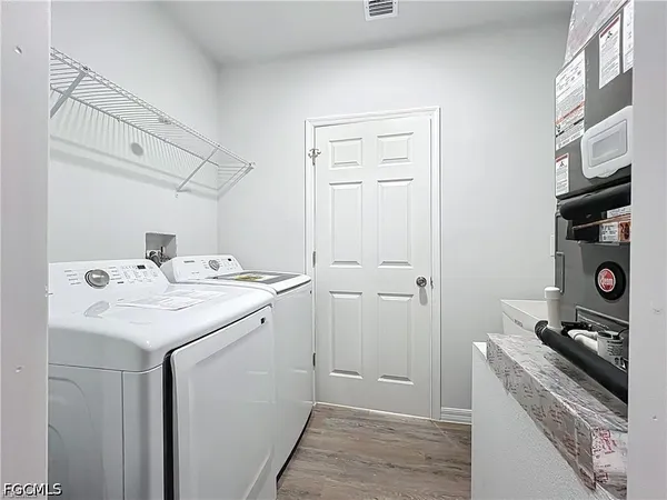 $2,100 | 912 Anthony Street East, Lehigh Acres, FL 33974