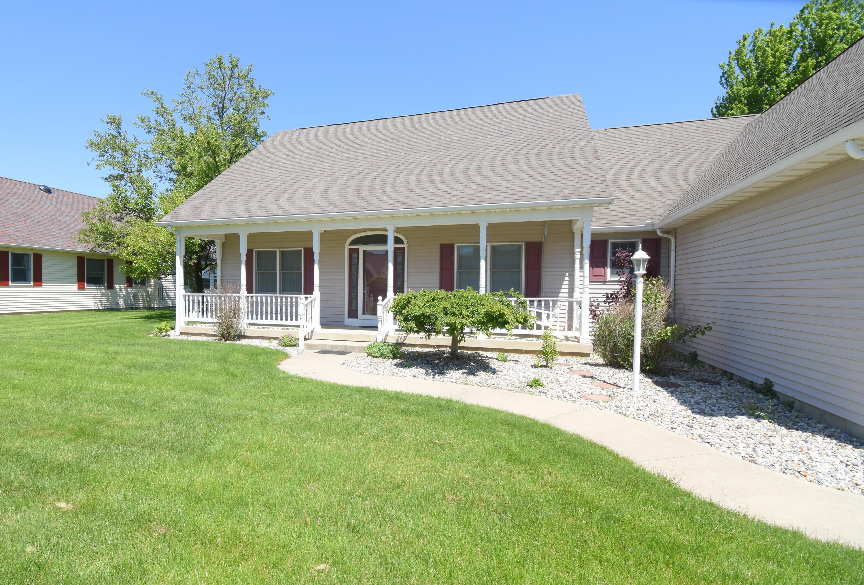 522 Pheasant Run Rensselaer, IN 47978 - Photo 5 of 55 a view of a house with a patio