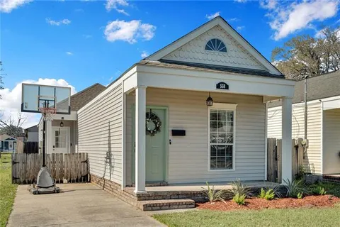 $189,000 | 558 Ave G, Westwego, LA 70094