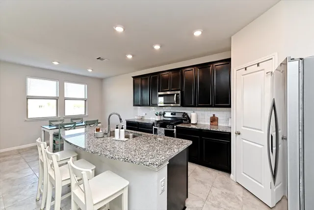 $365,000 | 13604 Rosebud Isle Drive, Manor, TX 78653