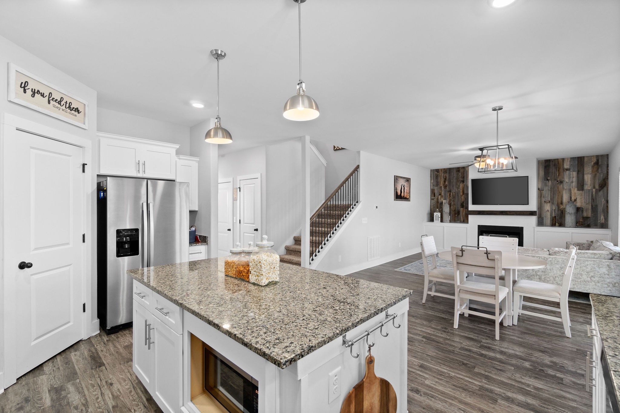 1784 Rains Road Clarksville, TN 37042 - Photo 9 of 21 Gallery Image 9