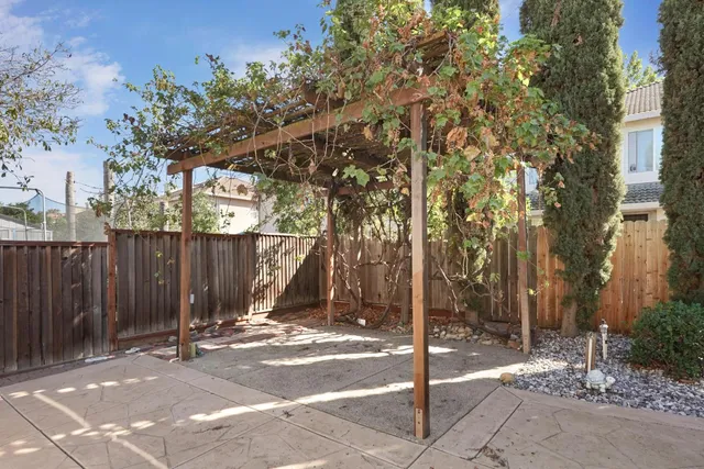 $769,000 | 1880 Persimmon Way, Tracy, CA 95376