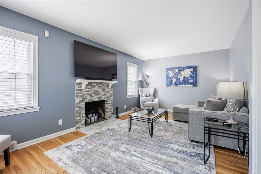 105 Oneta Road Irondequoit, NY 14617 - Photo 13 of 36