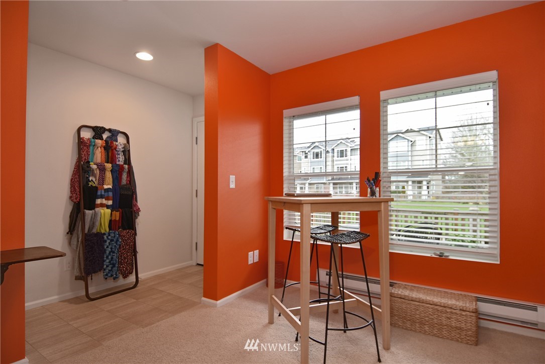 6590 High Point Drive Southwest Seattle, WA 98126 - Photo 6 of 22 Gallery Image 6