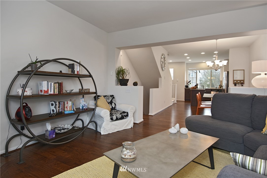 6590 High Point Drive Southwest Seattle, WA 98126 - Photo 9 of 22 Gallery Image 9