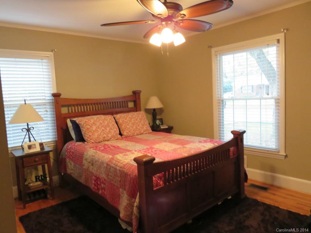 4413 Applegate Road Charlotte, NC 28209 - Photo 13 of 15