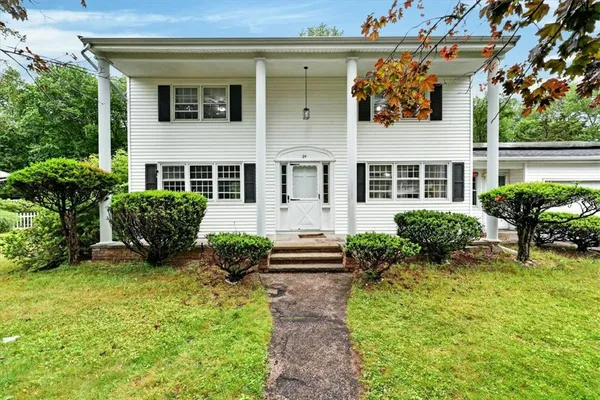 $599,000 | 24 Forest View Drive, Cumberland, RI 02864