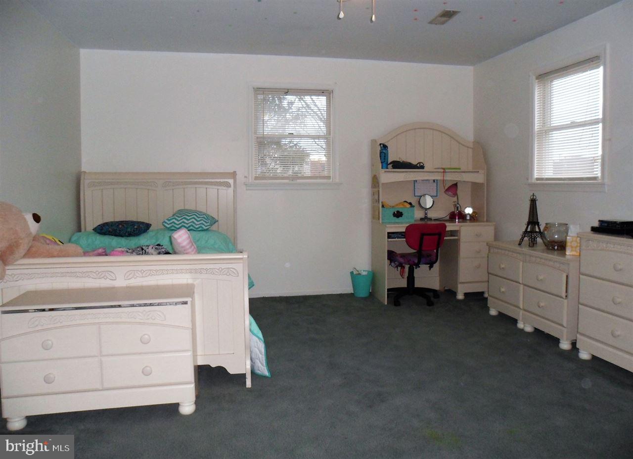 52 Mall Road Etters, PA 17319 - Photo 11 of 21 Gallery Image 11