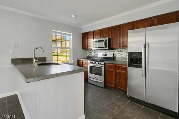 $429,900 | 191 Kemper Court, Hackettstown, NJ 07840