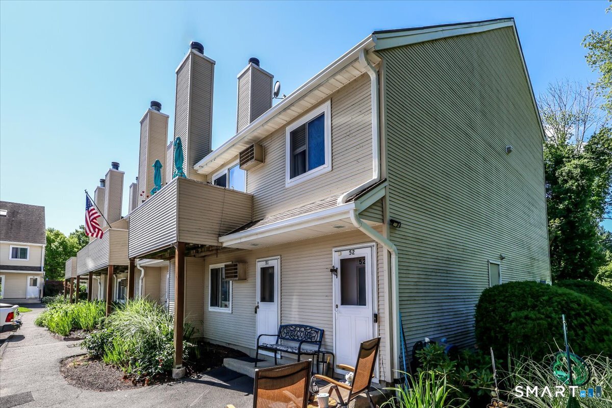 136 Pembroke Road, Unit 652 Danbury, CT 06811 - Photo 2 of 24