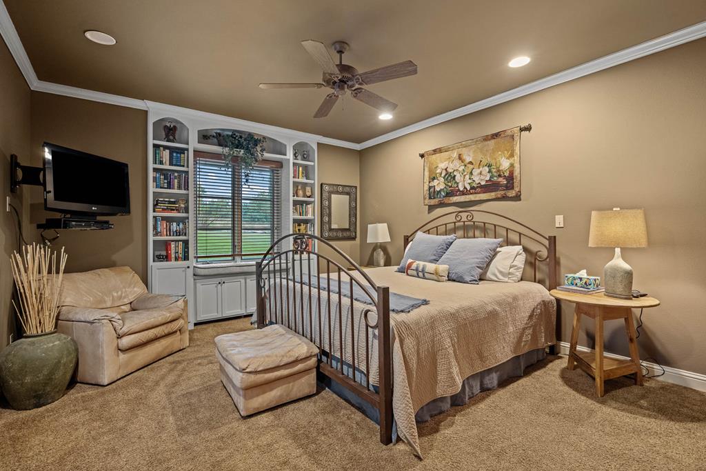 204 Ranch House Road Kerrville, TX 78028 - Photo 19 of 51 Gallery Image 19