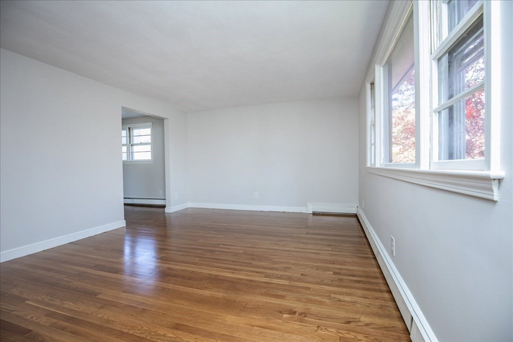 3 Barbara Road Stoneham, MA 02180 - Photo 7 of 32 Gallery Image 7