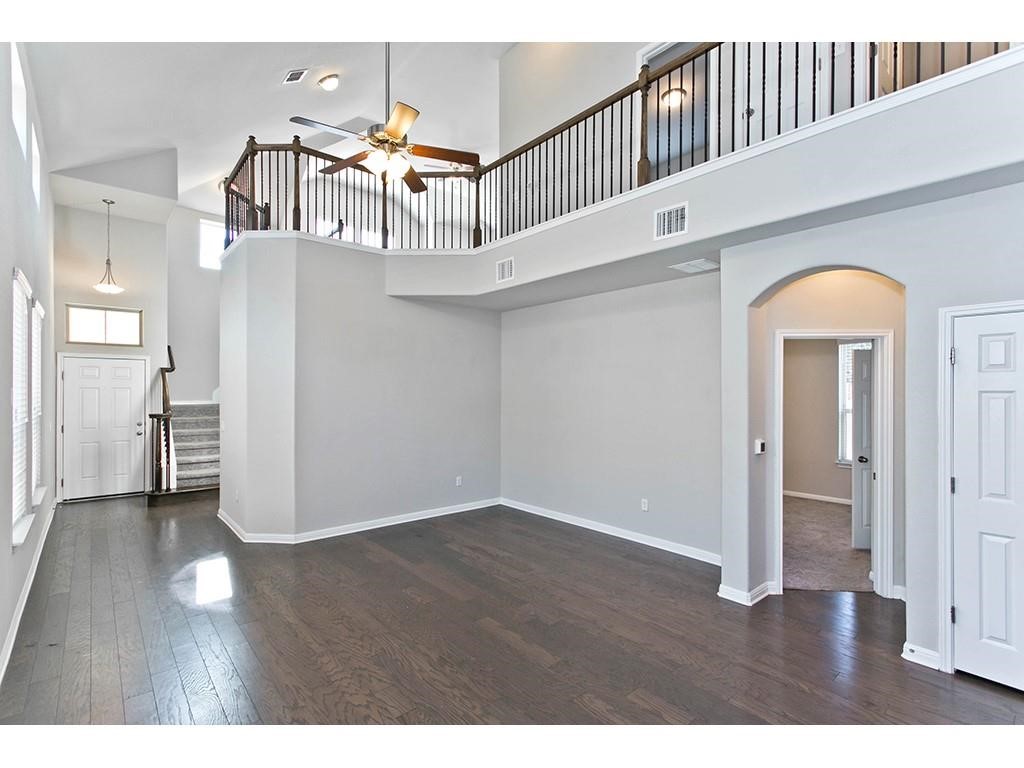 9802 Tanglemede Street Austin, TX 78748 - Photo 4 of 35