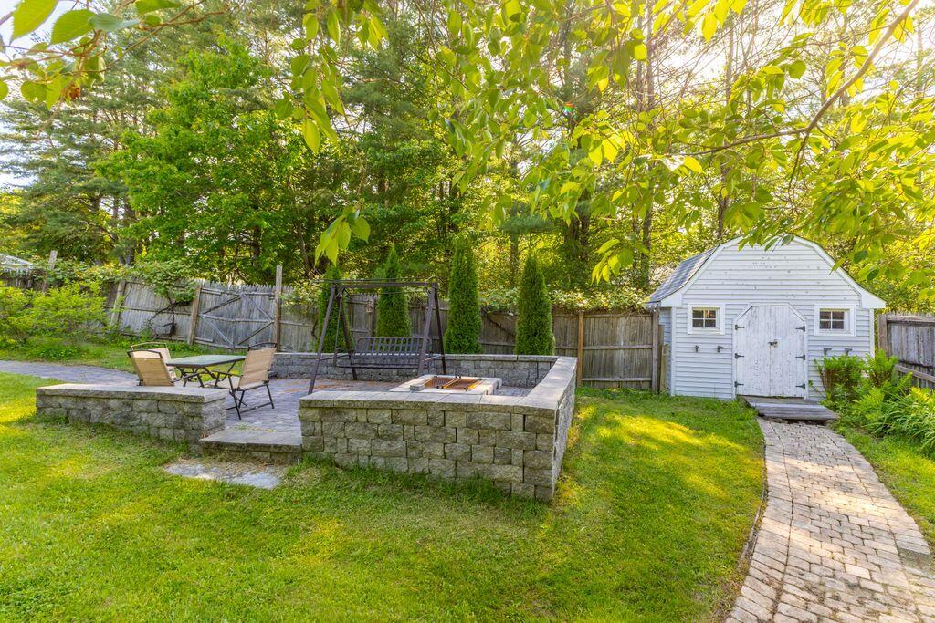 33 McLellan Road Gorham, ME 04038 - Photo 5 of 50 Garden Sitting Area