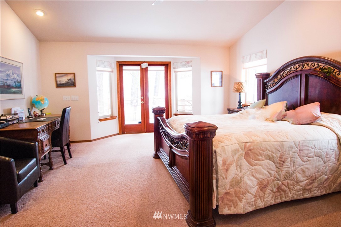 101 Teanaway Road Cle Elum, WA 98922 - Photo 6 of 24 Gallery Image 6