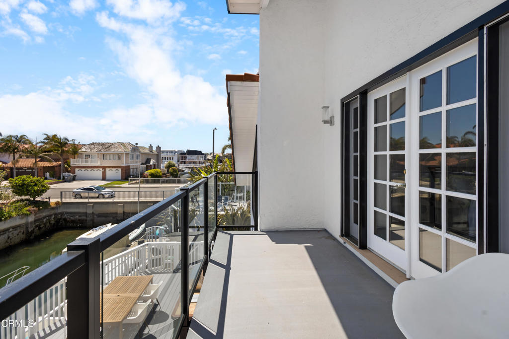 3960 West Hemlock Street Oxnard, CA 93035 - Photo 27 of 42 a view of balcony with furniture