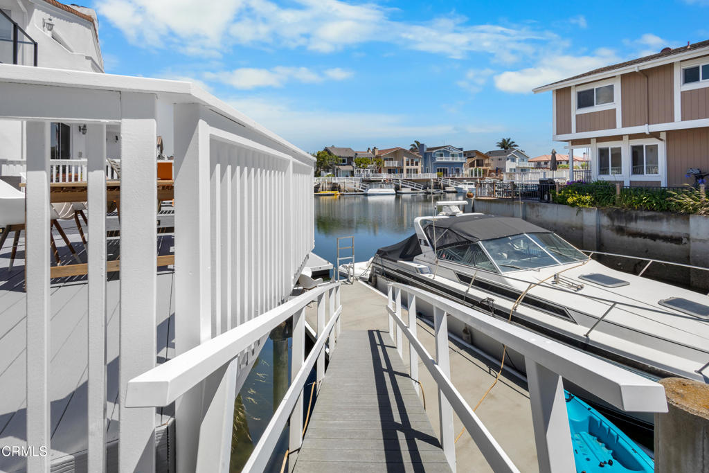 3960 West Hemlock Street Oxnard, CA 93035 - Photo 32 of 42 a view of a buildings from a balcony