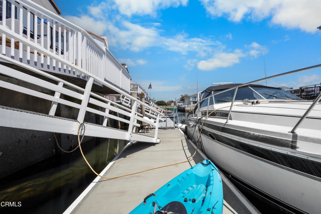 3960 West Hemlock Street Oxnard, CA 93035 - Photo 33 of 42 a view of a balcony with two chairs