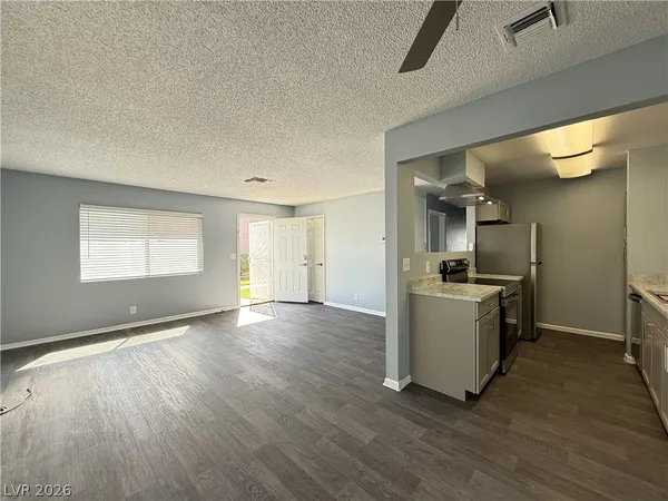 $1,550 | 3605 Villa Knolls E Drive, Las Vegas, NV 89120