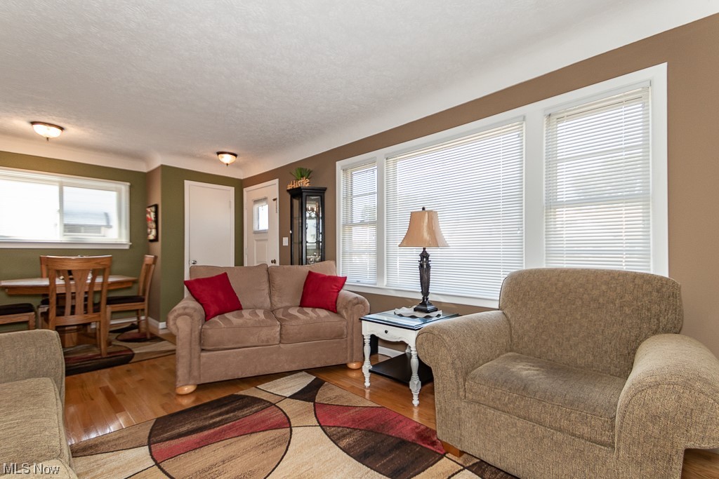 30308 Barjode Road Willowick, OH 44095 - Photo 11 of 35