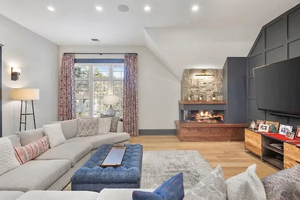 $10,000 | 7 Bobby Jones Drive, Unit 7, Andover, MA 01810