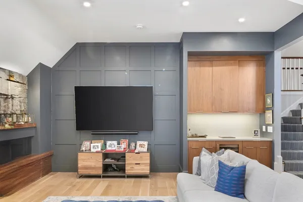 $10,000 | 7 Bobby Jones Drive, Unit 7, Andover, MA 01810