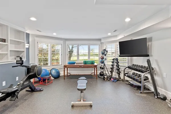 $10,000 | 7 Bobby Jones Drive, Unit 7, Andover, MA 01810