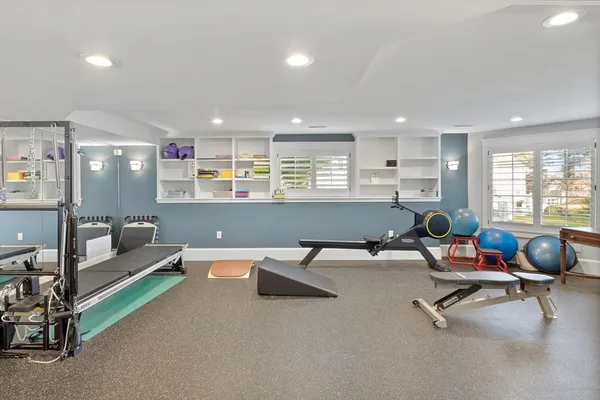 $10,000 | 7 Bobby Jones Drive, Unit 7, Andover, MA 01810