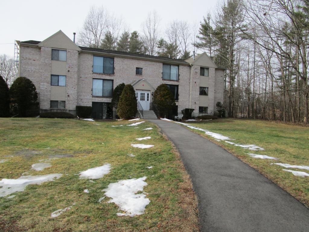 5 Brookside Drive, Unit 2 Exeter, NH 03833 - Photo 17 of 21 Gallery Image 17
