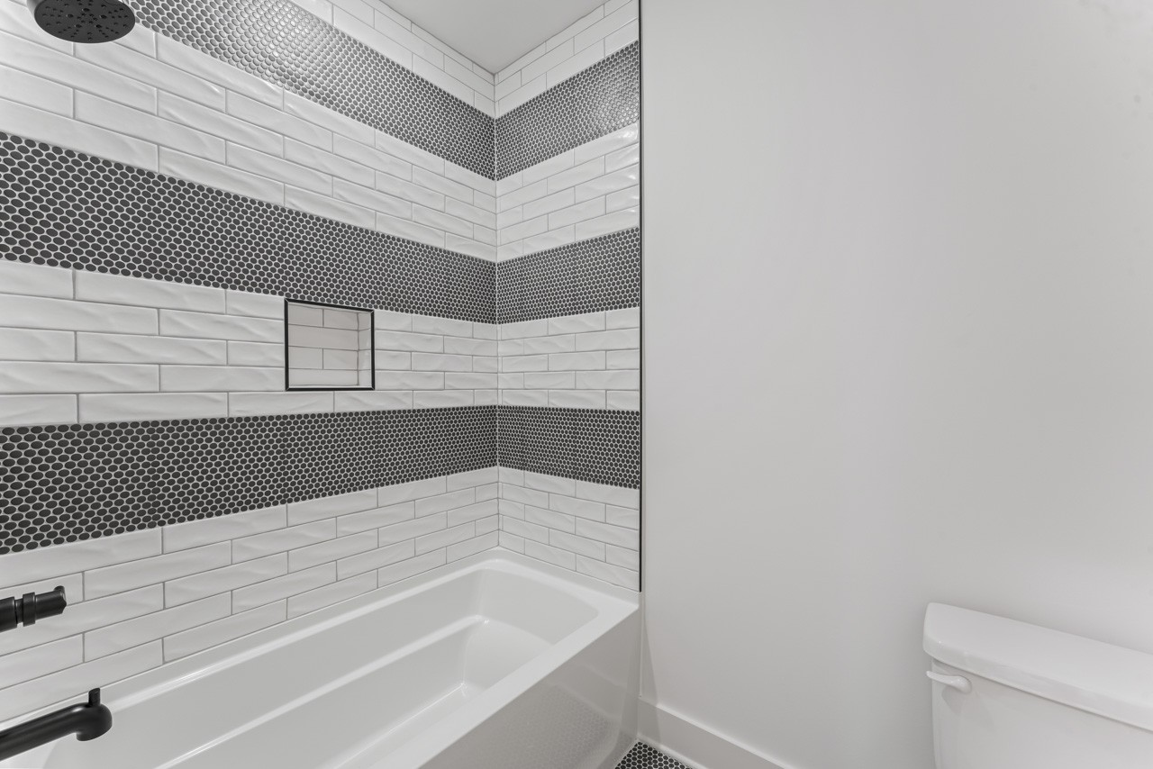 2302 Porter Road, Unit B Nashville, TN 37206 - Photo 31 of 37 Gallery Image 31