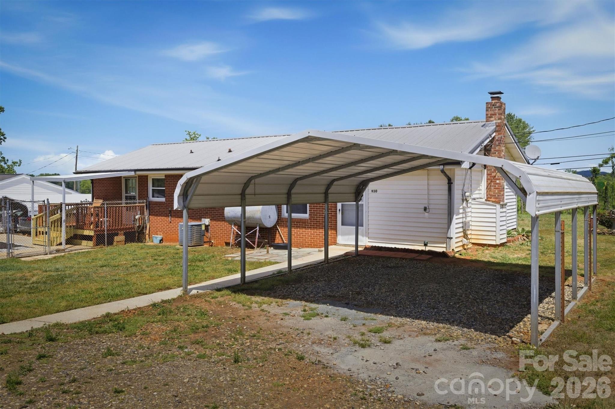 930 Enola Road Morganton, NC 28655 - Photo 5 of 29