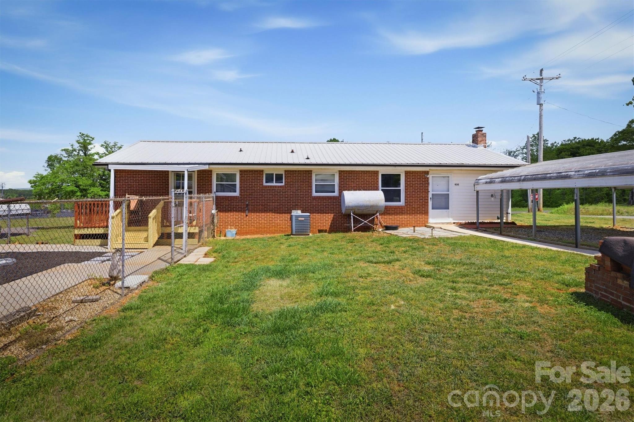 930 Enola Road Morganton, NC 28655 - Photo 6 of 29