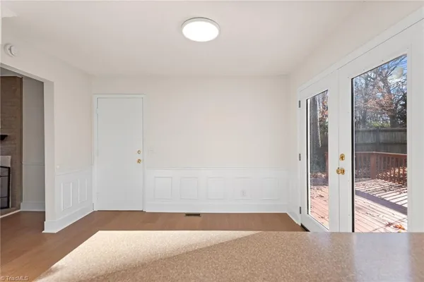 $2,300 | 1705 Three Meadows Road, Greensboro, NC 27455