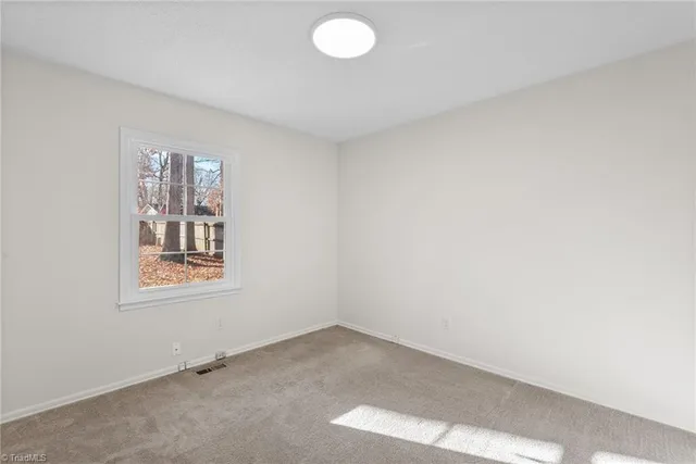 $2,300 | 1705 Three Meadows Road, Greensboro, NC 27455