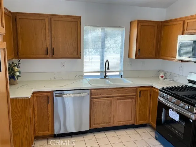 $438,000 | 12873 Cobalt Road, Victorville, CA 92392