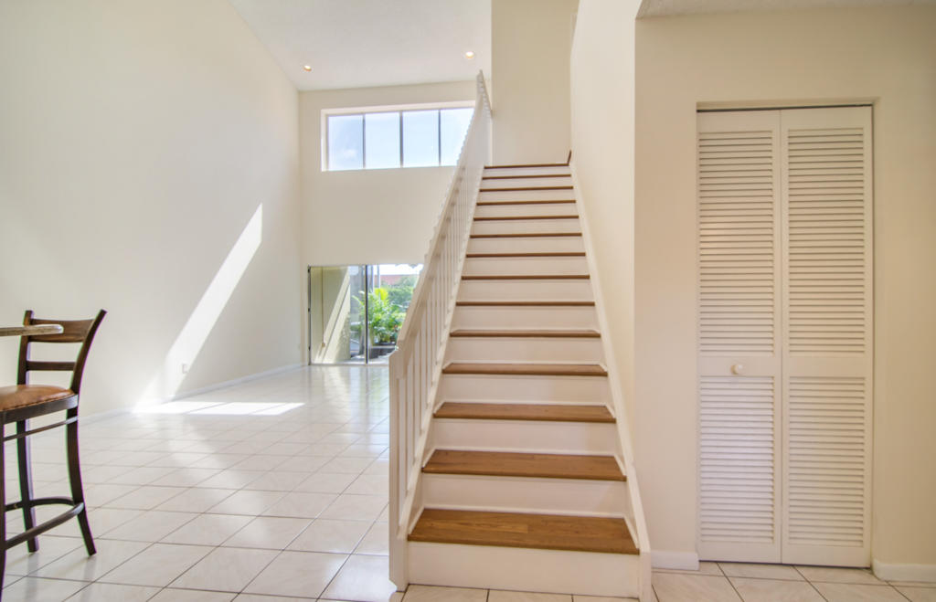 17046 Boca Club Boulevard, Unit 2 Boca Raton, FL 33487 - Photo 4 of 37 b-8