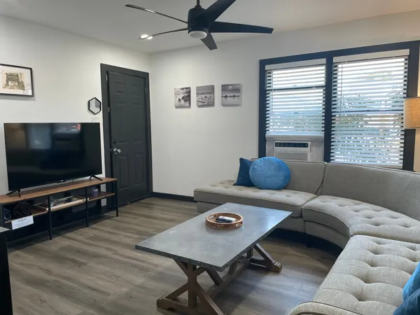 $1,000,000 | 5103 Avenue O, Galveston, TX 77551