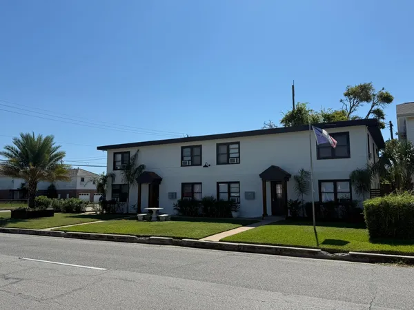 $1,000,000 | 5103 Avenue O, Galveston, TX 77551