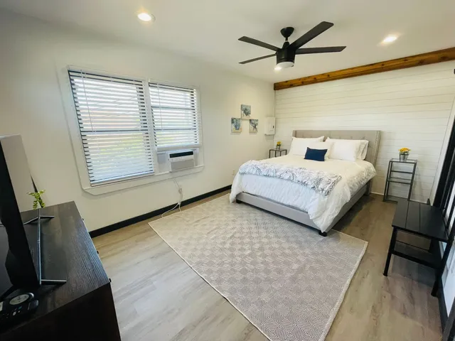 $1,000,000 | 5103 Avenue O, Galveston, TX 77551