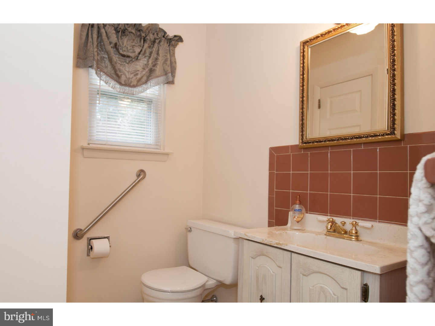 683 Media Line Road Broomall, PA 19008 - Photo 20 of 25