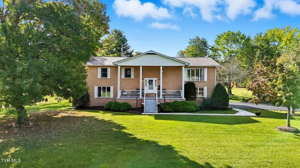 $399,999 | 6140 Hodges Street, Wise, VA 24293