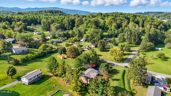 $399,999 | 6140 Hodges Street, Wise, VA 24293